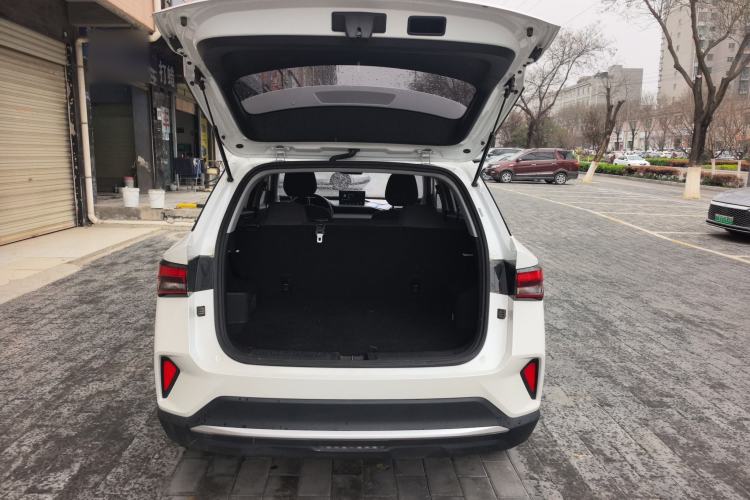 Used Wuling Alvez 2023 1.5L CVT Comfort Edition Trunk