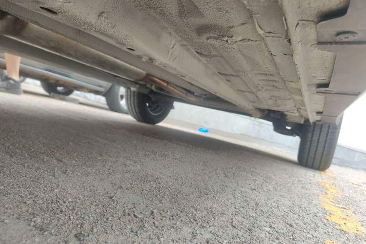 Used Wuling Alvez 2026 1.5L Manual Freedom Model Chassis Front Left