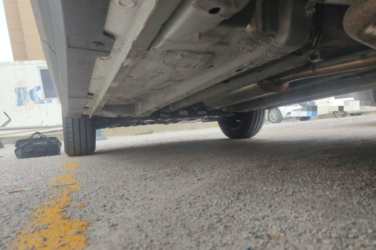 Used Wuling Alvez 2026 1.5L Manual Freedom Model Chassis Rear Left