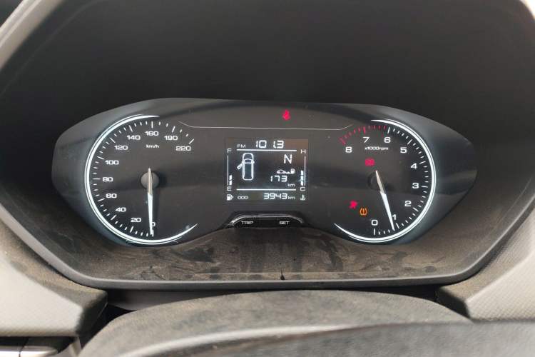 Used Wuling Alvez 2026 1.5L Manual Freedom Model Instrument Cluster