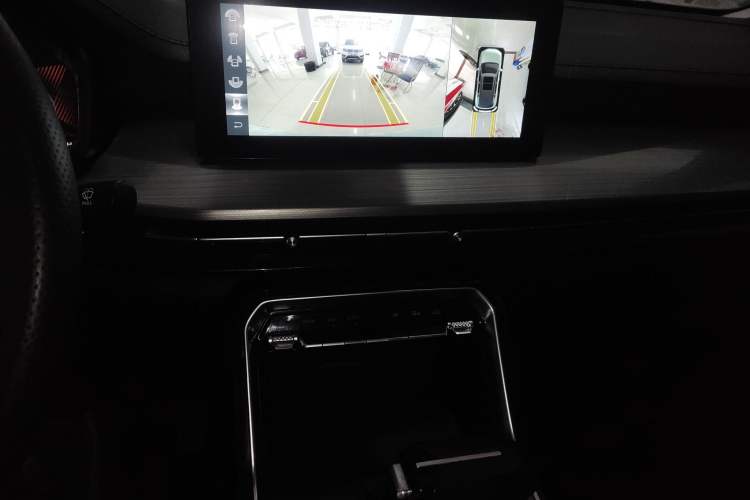 Used Wuling Asta 2021 1.5T CVT Star曜 Edition Audio And AC Panel