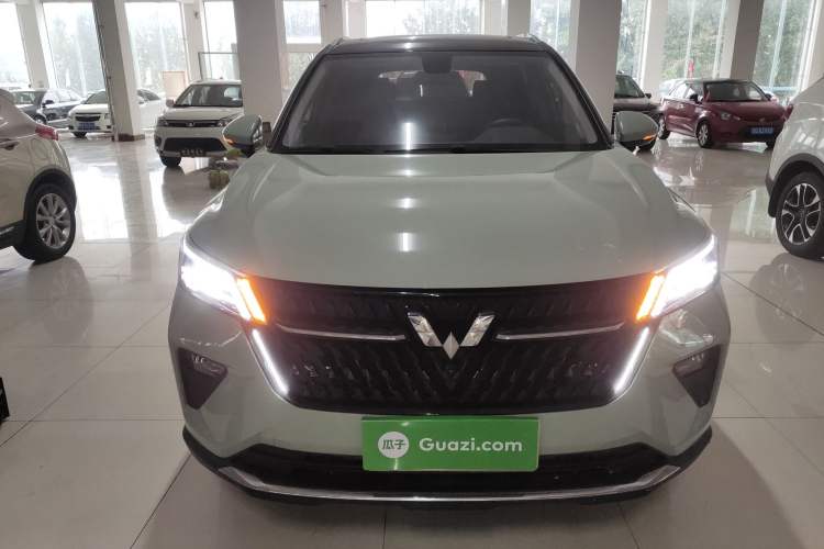 Used Wuling Asta 2021 1.5T CVT Star曜 Edition Front