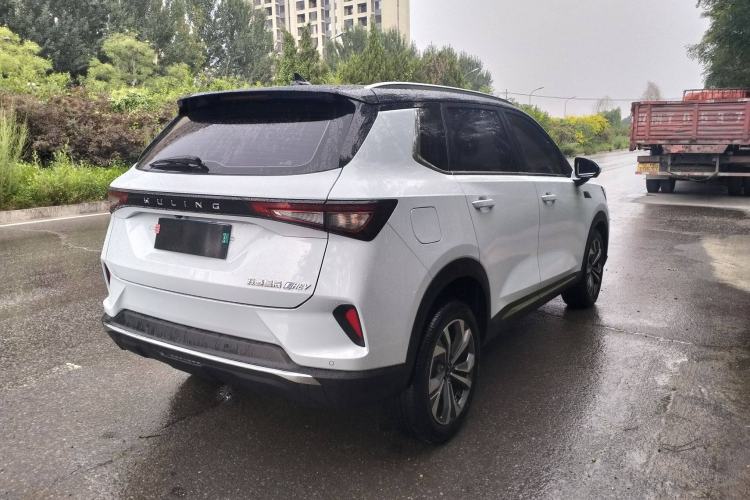 Used Wuling Asta 2022 2.0L DHT Electric-Speed Version Exterior 5