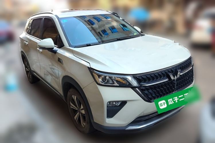 Used Wuling Asta 2021 1.5T Manual Starlight Edition Front Right 45 Deg