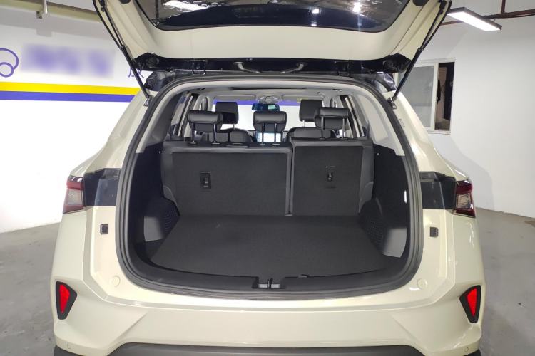 Used Wuling Asta 2021 1.5T CVT Star曜 Edition Trunk