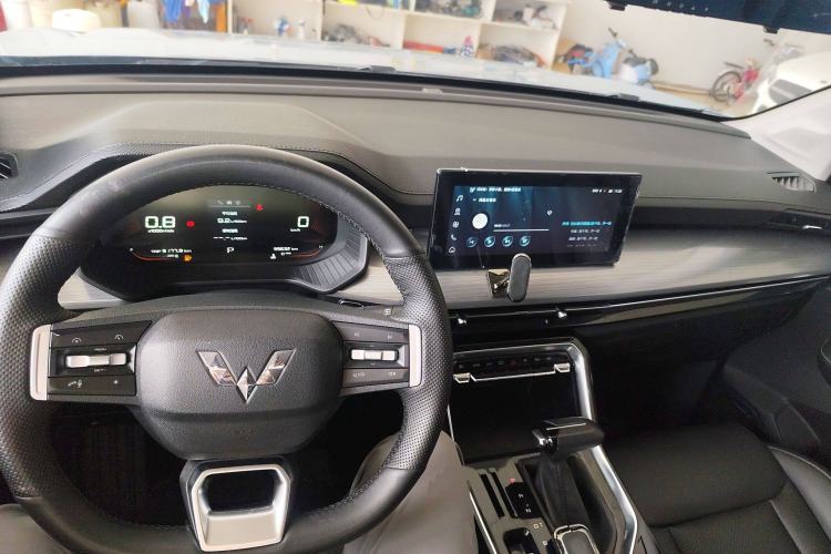Used Wuling Asta 2021 1.5T CVT Starlight Edition Center Console