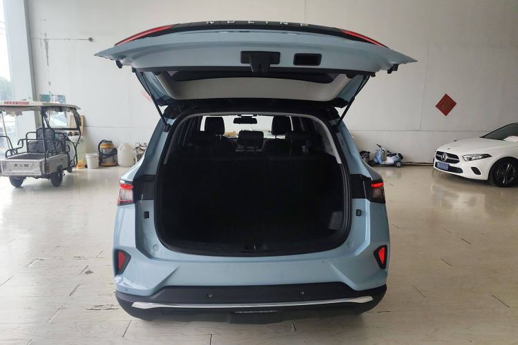 Used Wuling Asta 2021 1.5T CVT Starlight Edition Trunk