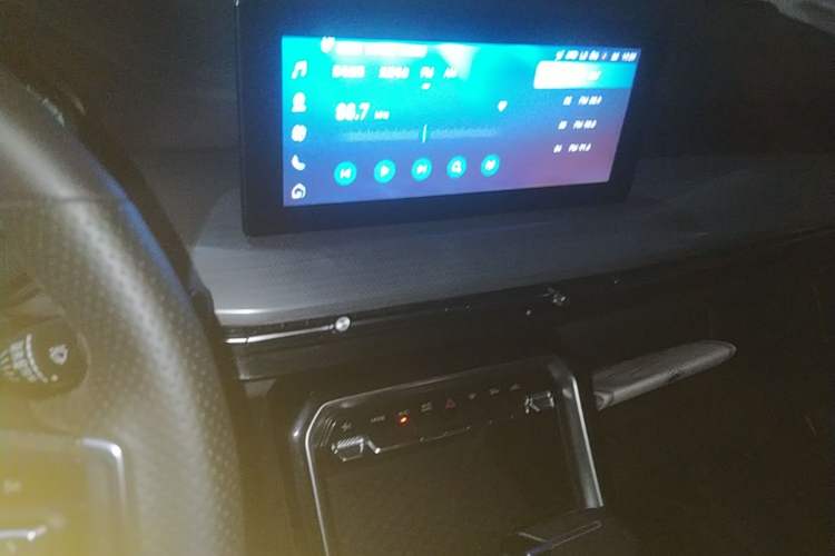 Used Wuling Asta 2021 1.5T CVT Starlight Edition Audio And AC Panel