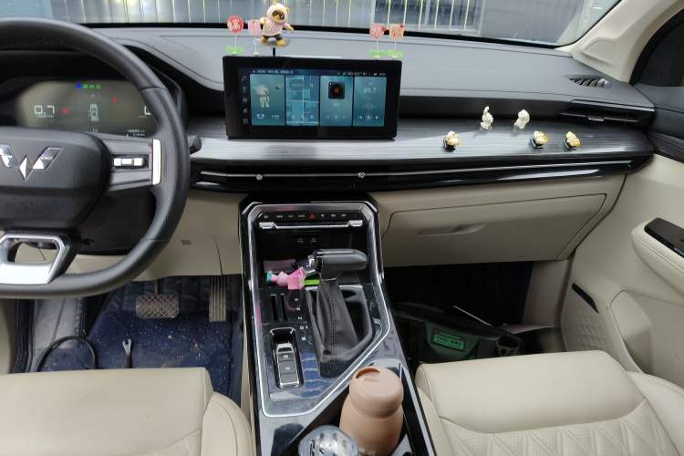 Used Wuling Asta 2021 1.5T CVT Star曜 Edition Audio And AC Panel