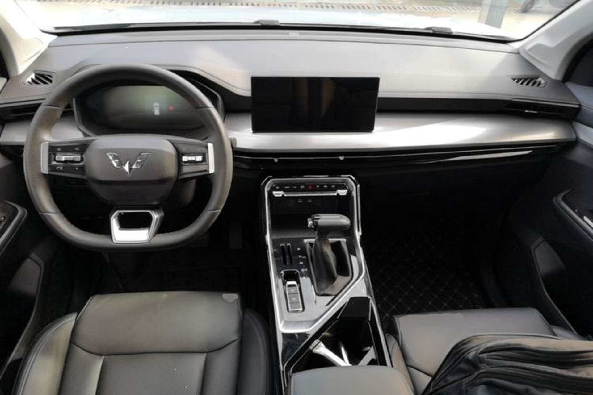 Used Wuling Asta 2021 1.5T CVT Starlight Edition Center Console