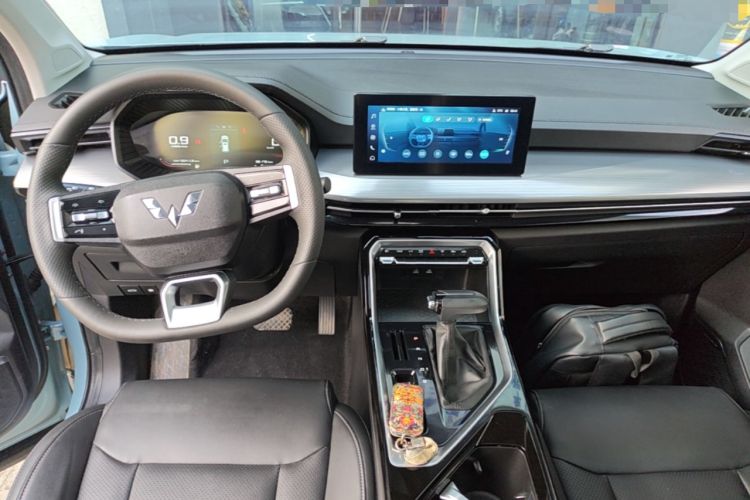 Used Wuling Asta 2021 1.5T CVT Starlight Edition Center Console