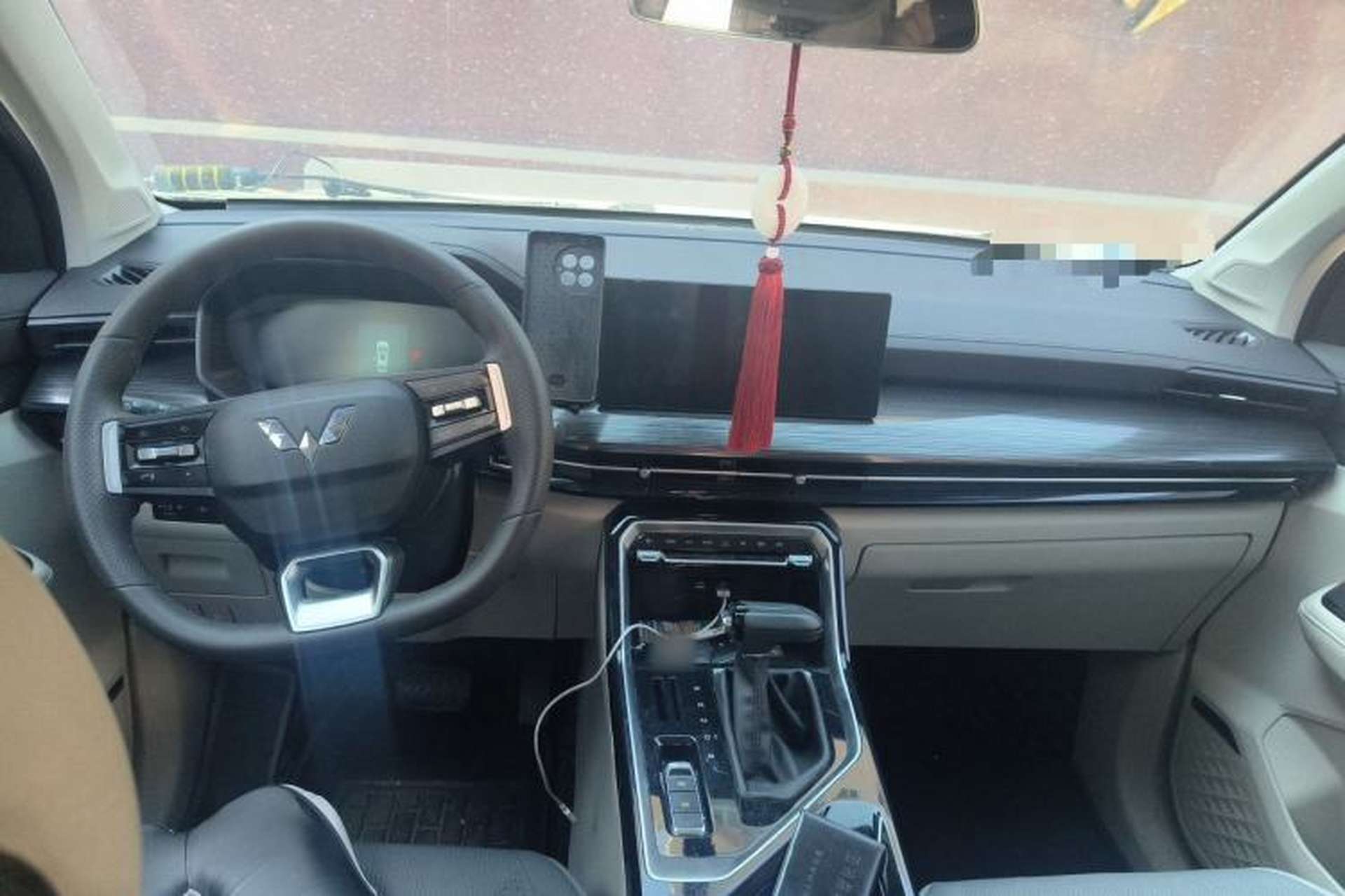 Used Wuling Asta 2021 1.5T CVT Star曜 Edition Center Console