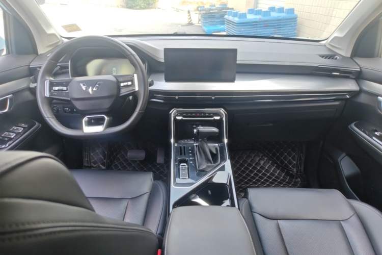 Used Wuling Asta 2021 1.5T CVT Star-Yao Edition Center Console