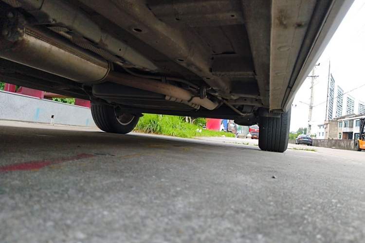 Used Wuling Asta 2021 1.5T Manual Xingyue Edition Chassis Front Left