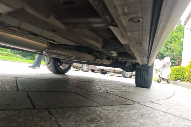 Used Wuling Asta 2021 1.5T CVT Starlight Edition Chassis Front Left