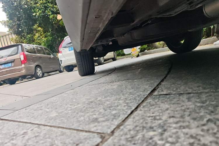 Used Wuling Asta 2021 1.5T CVT Starlight Edition Chassis Front Right