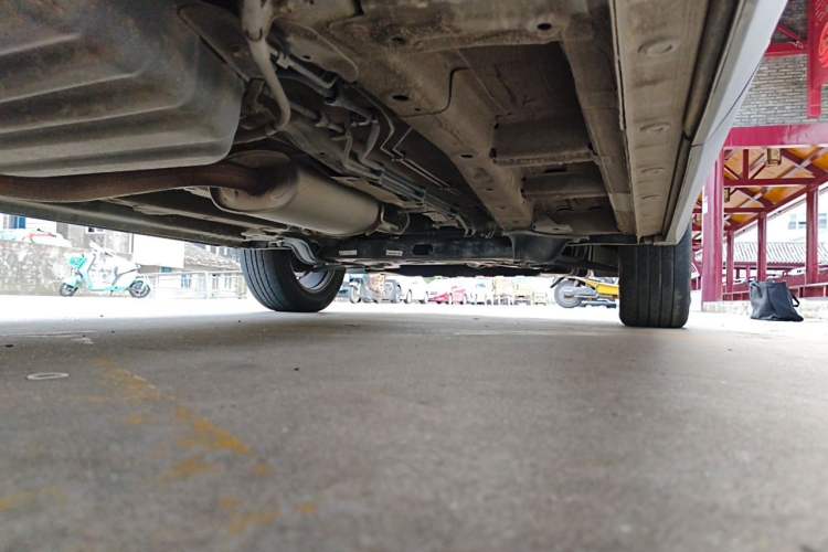 Used Wuling Asta 2021 1.5T Manual Xingyue Edition Chassis Rear Right
