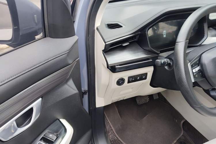 Used Wuling Asta 2021 1.5T CVT Star曜 Edition Driver Seat