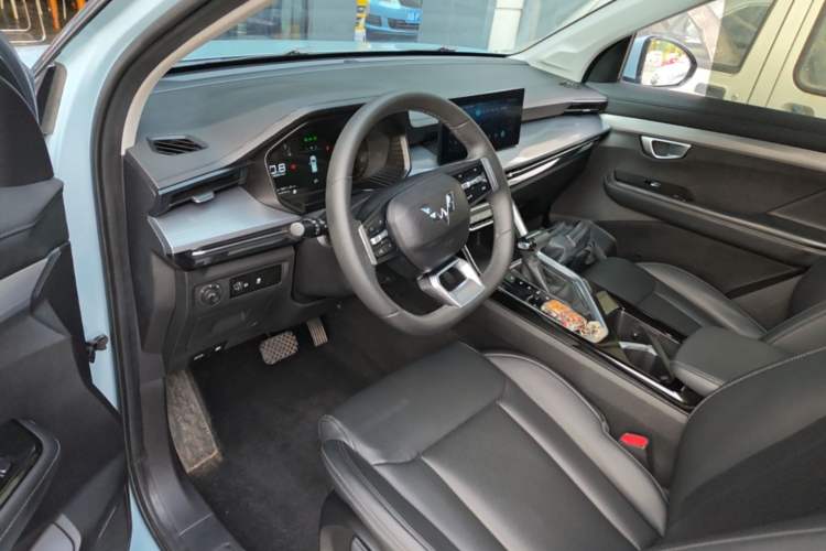 Used Wuling Asta 2021 1.5T CVT Starlight Edition Driver Seat