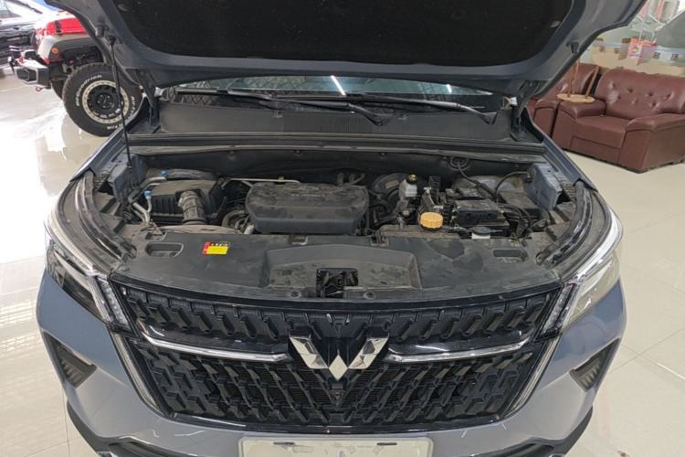 Used Wuling Asta 2021 1.5T CVT Star曜 Edition Engine Bay