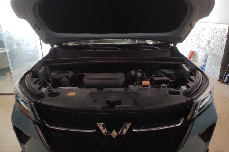 Used Wuling Asta 2021 1.5T CVT Star曜 Edition Engine Bay