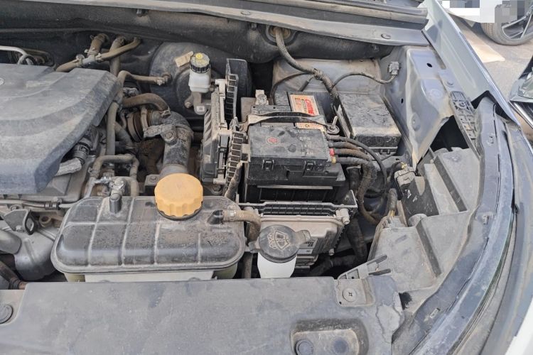 Used Wuling Asta 2021 1.5T CVT Starlight Edition Engine Bay Left