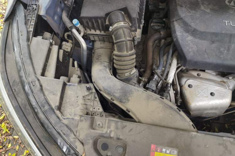 Used Wuling Asta 2021 1.5T CVT Star曜 Edition Engine Bay Right