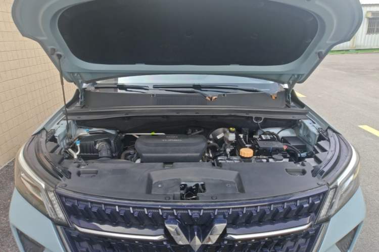 Used Wuling Asta 2021 1.5T CVT Star-Yao Edition Engine Bay