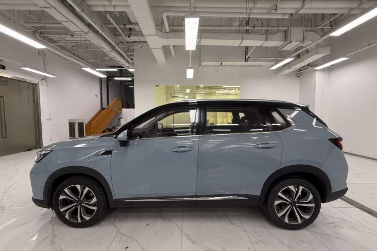 Used Wuling Asta 2021 1.5T CVT Starlight Edition Exterior 2