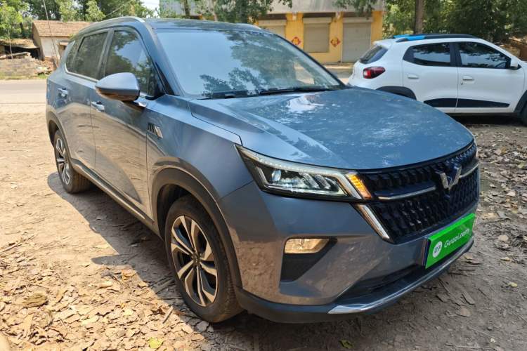 Used Wuling Asta 2021 1.5T CVT Starlight Edition Exterior 2