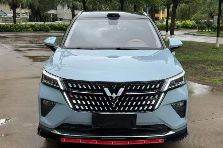 Used Wuling Asta 2021 1.5T CVT Starlight Edition Exterior 3