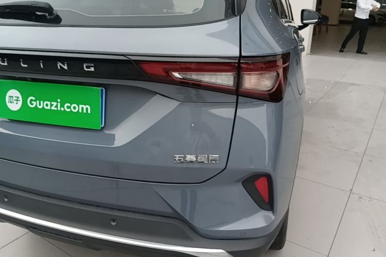Used Wuling Asta 2021 1.5T CVT Starlight Edition Exterior 3