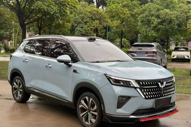 Used Wuling Asta 2021 1.5T CVT Starlight Edition Exterior 4