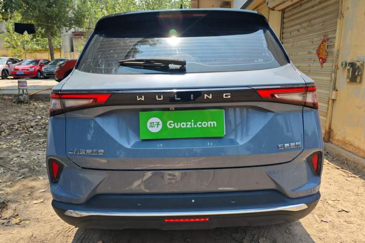 Used Wuling Asta 2021 1.5T CVT Starlight Edition Exterior 4