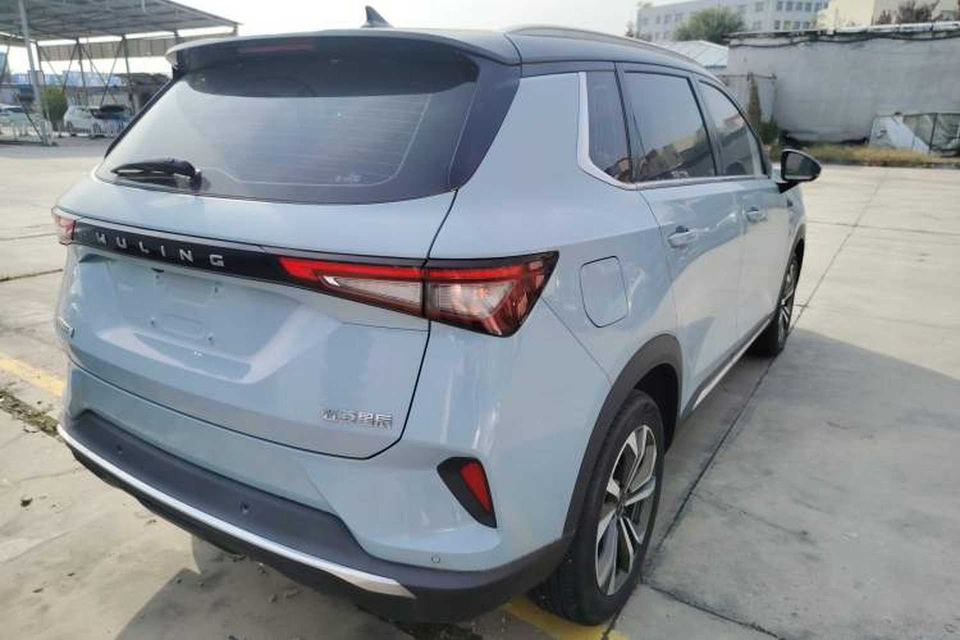 Used Wuling Asta 2021 1.5T CVT Starlight Edition Exterior 5