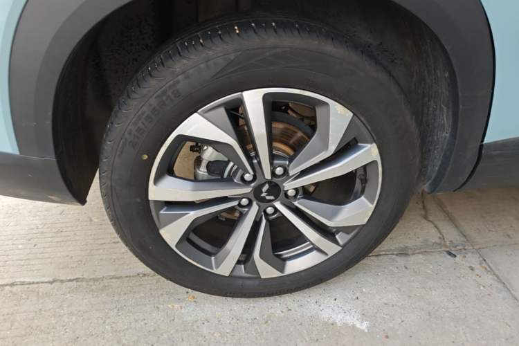 Used Wuling Asta 2021 1.5T CVT Starlight Edition Exterior 5