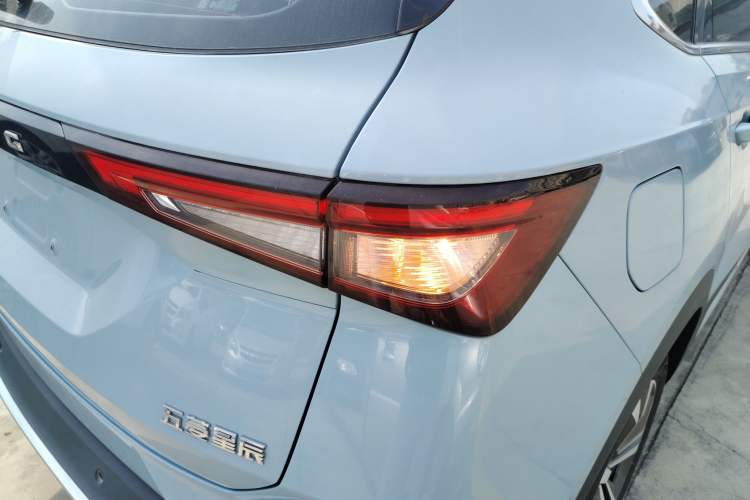 Used Wuling Asta 2021 1.5T CVT Starlight Edition Exterior 6