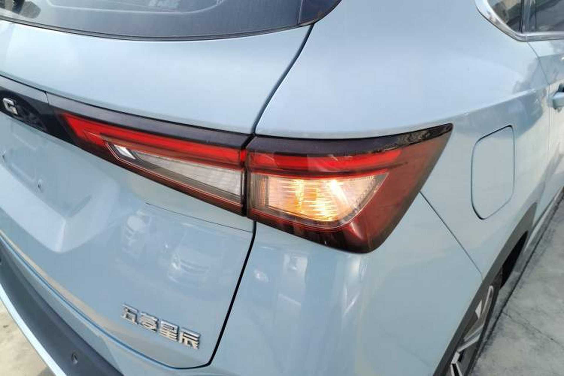 Used Wuling Asta 2021 1.5T CVT Starlight Edition Exterior 6