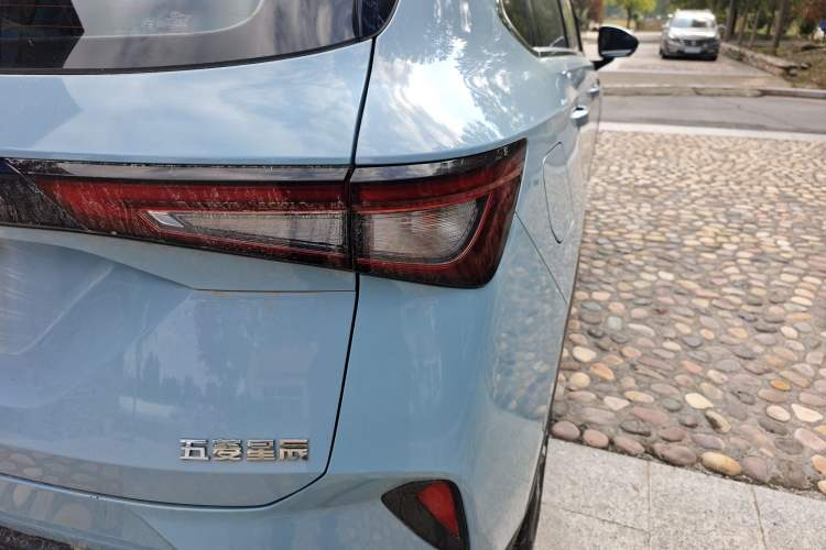 Used Wuling Asta 2021 1.5T CVT Star曜 Edition Exterior 8