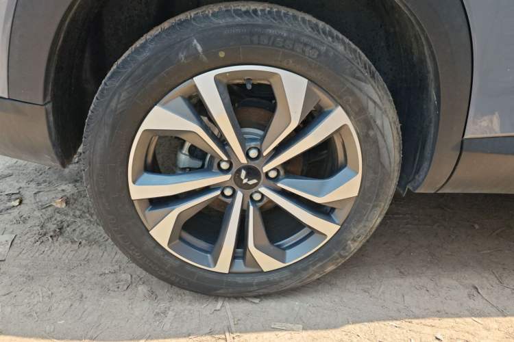 Used Wuling Asta 2021 1.5T CVT Starlight Edition Exterior 8