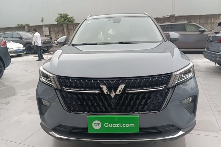 Used Wuling Asta 2021 1.5T CVT Starlight Edition Front