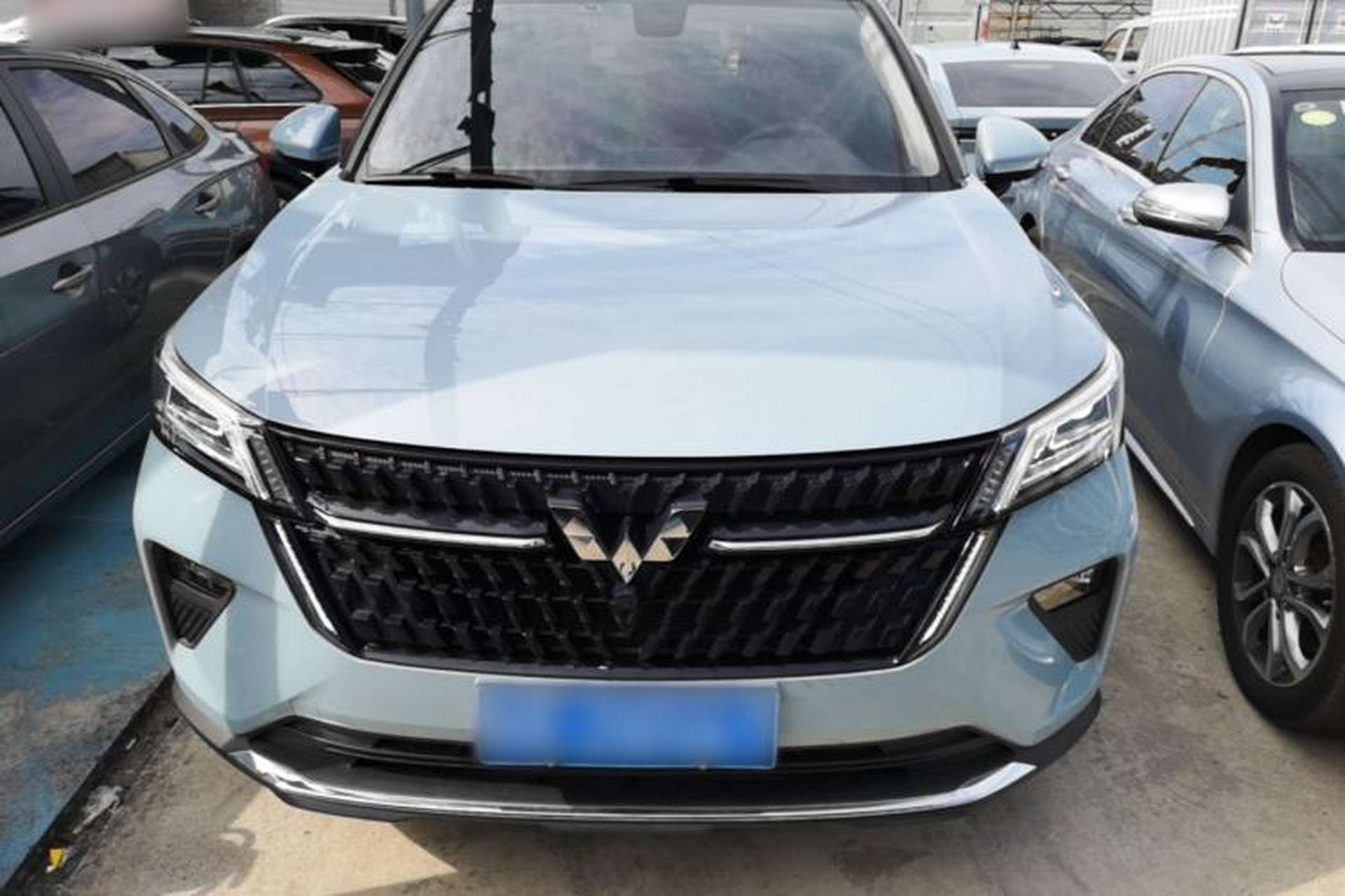 Used Wuling Asta 2021 1.5T CVT Starlight Edition Front