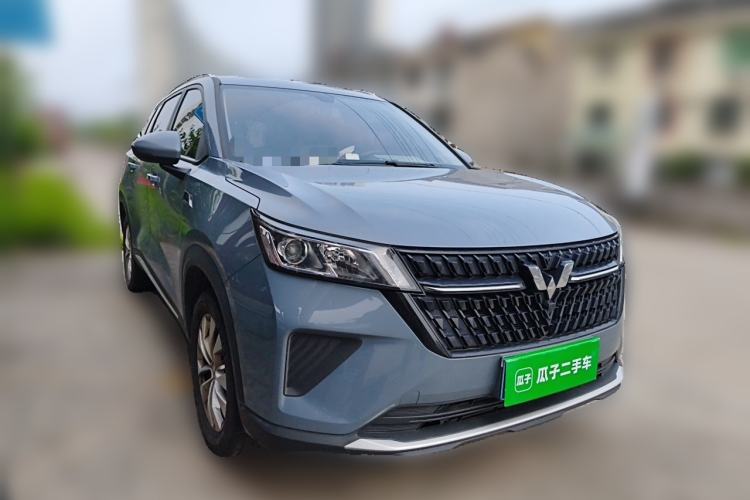 Used Wuling Asta 2021 1.5T Manual Xingyue Edition Front Right 45 Deg