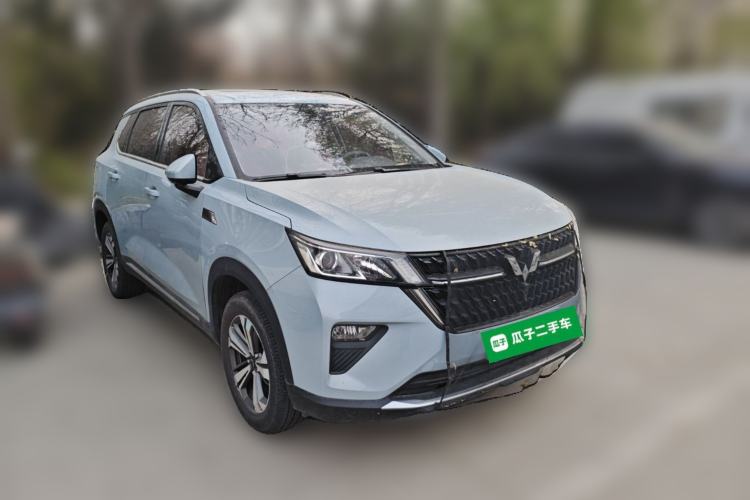 Used Wuling Asta 2021 1.5T Manual Starlight Edition Front Right 45 Deg