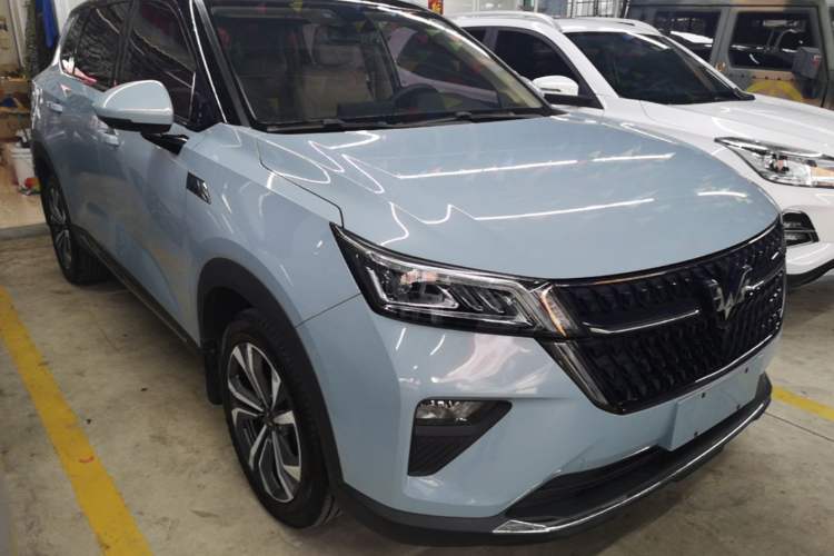 Used Wuling Asta 2021 1.5T CVT Star-Yao Edition Front Right 45 Deg