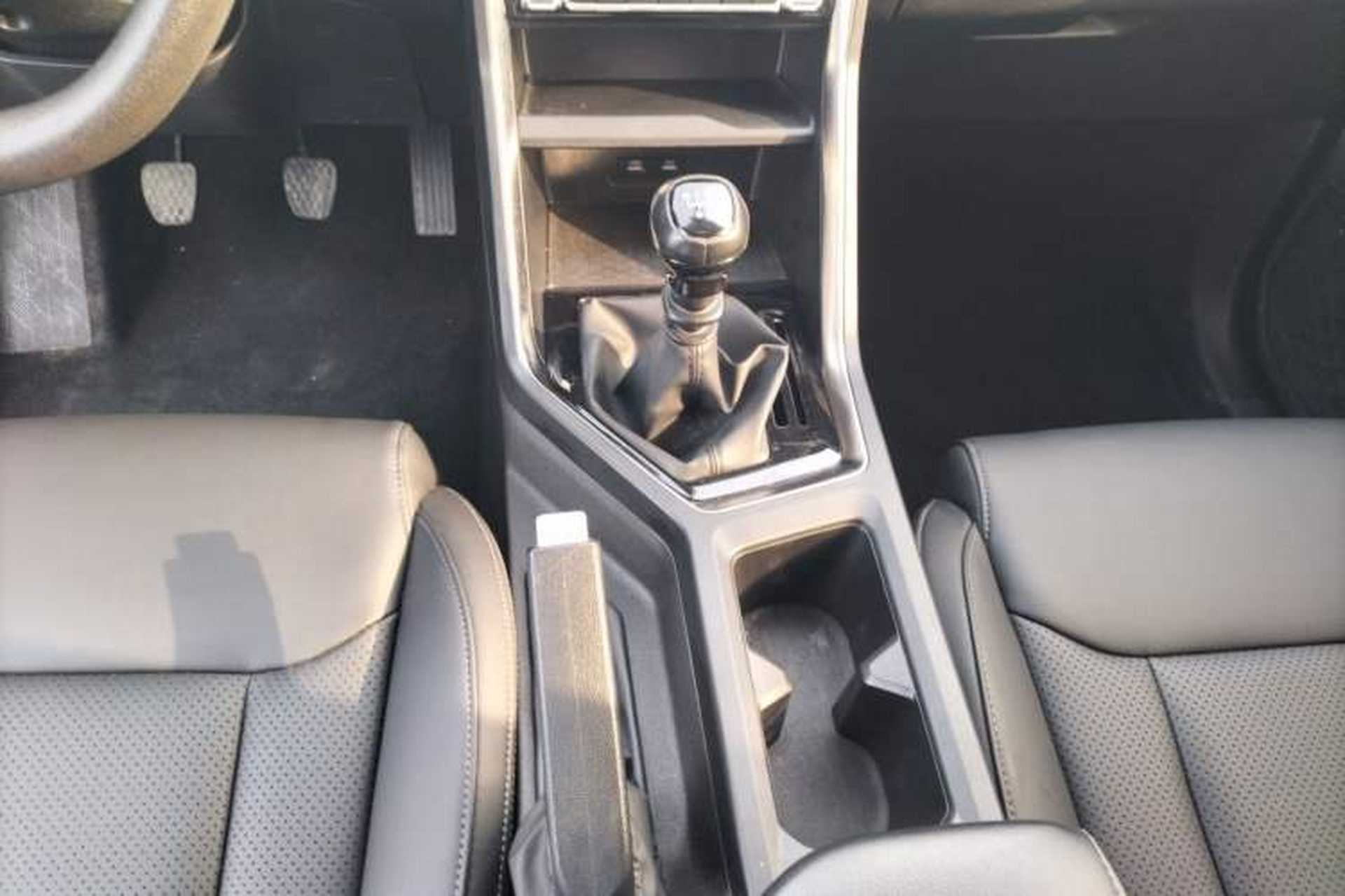 Used Wuling Asta 2021 1.5T Manual Starlight Edition Gear Lever