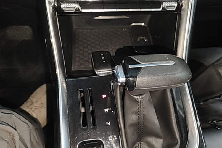 Used Wuling Asta 2021 1.5T CVT Star-Yao Edition Gear Lever