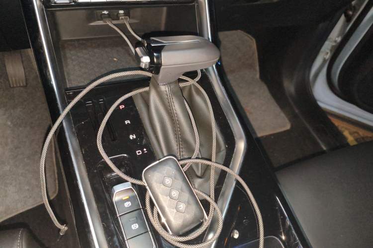 Used Wuling Asta 2021 1.5T CVT Starlight Edition Gear Lever