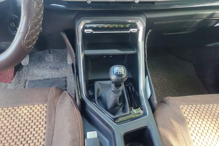 Used Wuling Asta 2021 1.5T Manual Starlight Edition Gear Lever