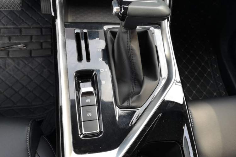 Used Wuling Asta 2021 1.5T CVT Starlight Edition Gear Lever